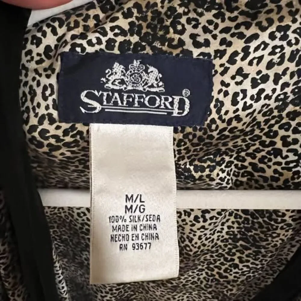 Stafford Silk Leopard Print Robe M/L